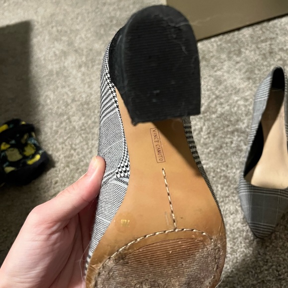 Vince Camuto Heel - Picture 3 of 3